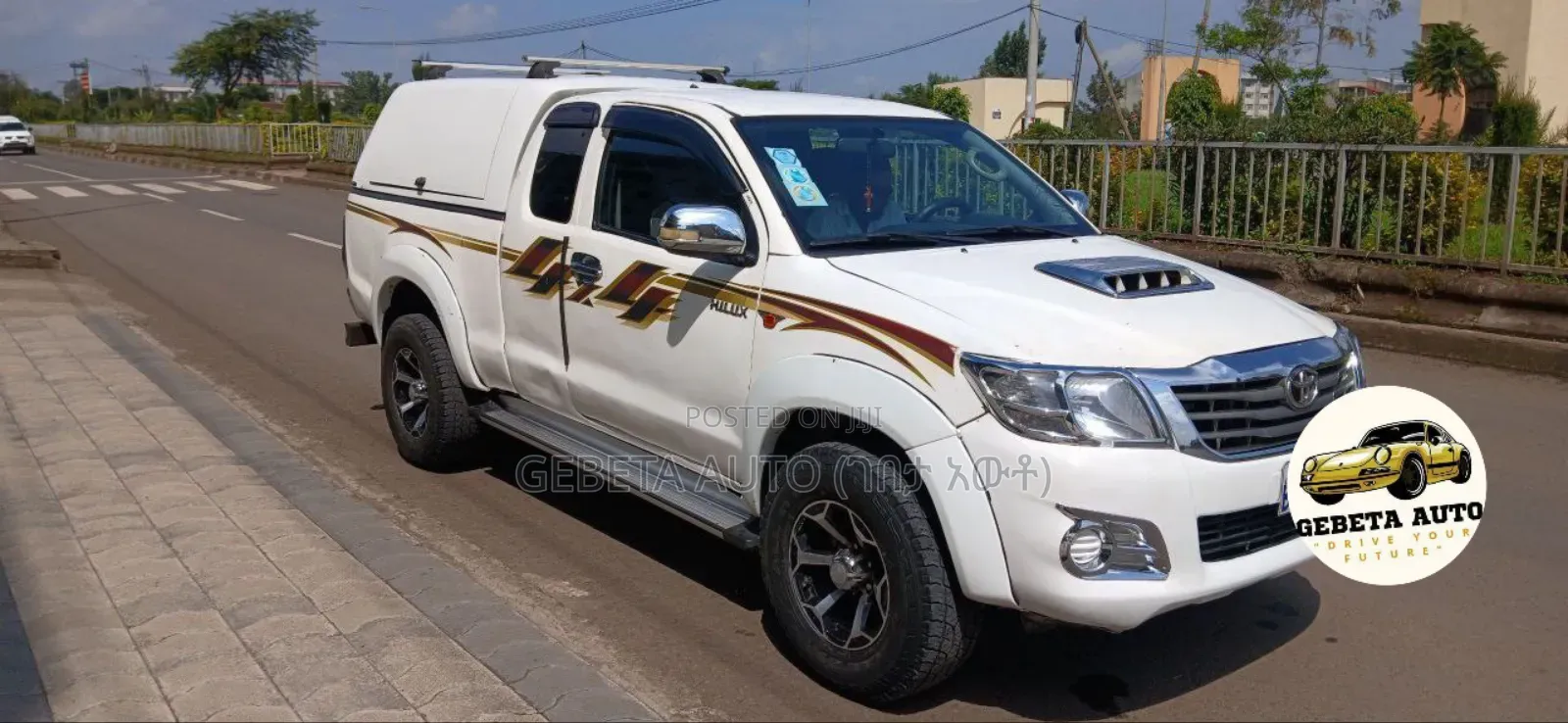 Toyota Hilux 2012 White