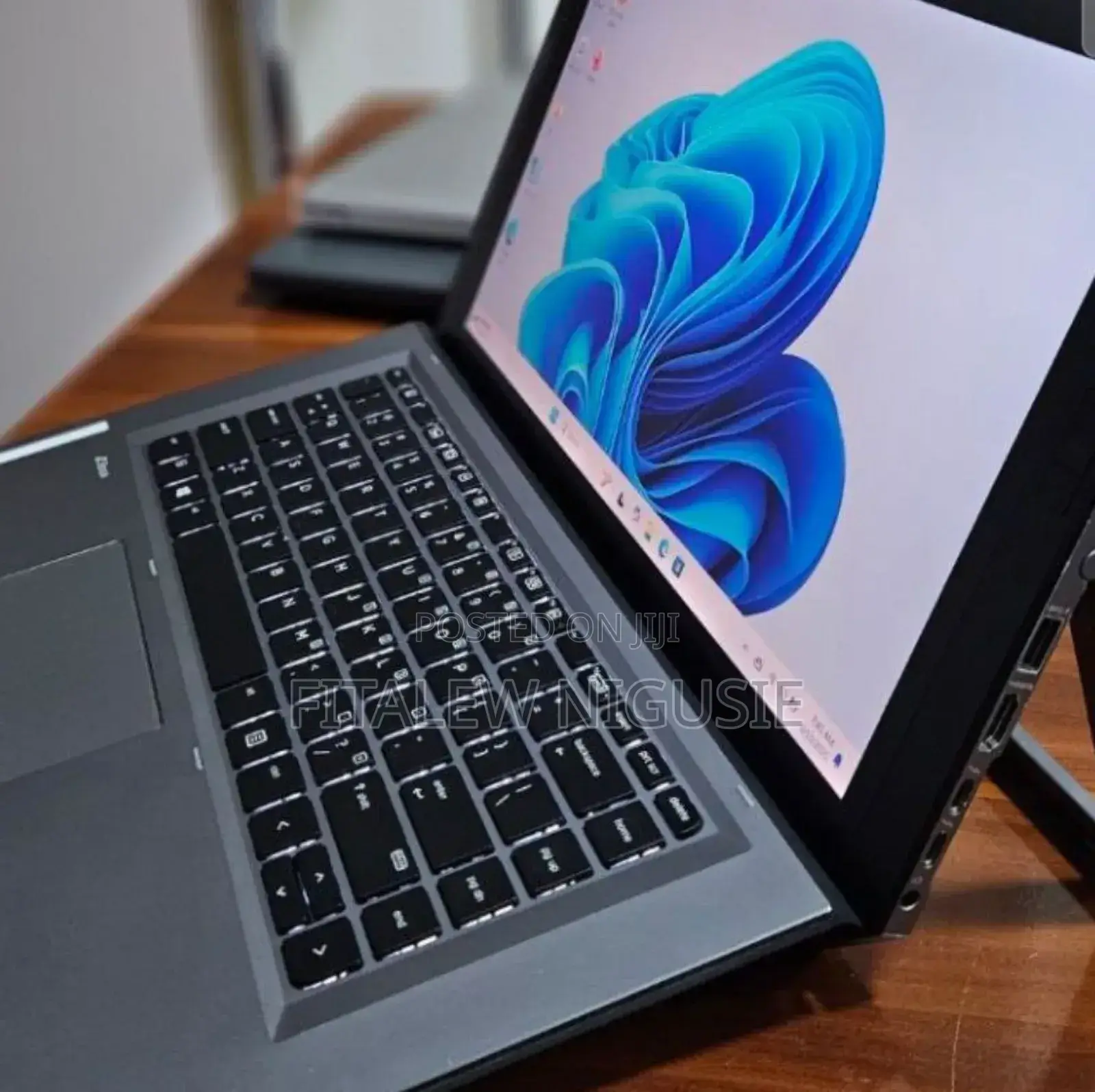 New Laptop HP ZBook Studio 32GB Intel Core I7 SSD 512GB