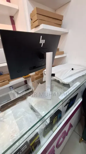 Photo - Dell 24 Inch Monitor Farm Less