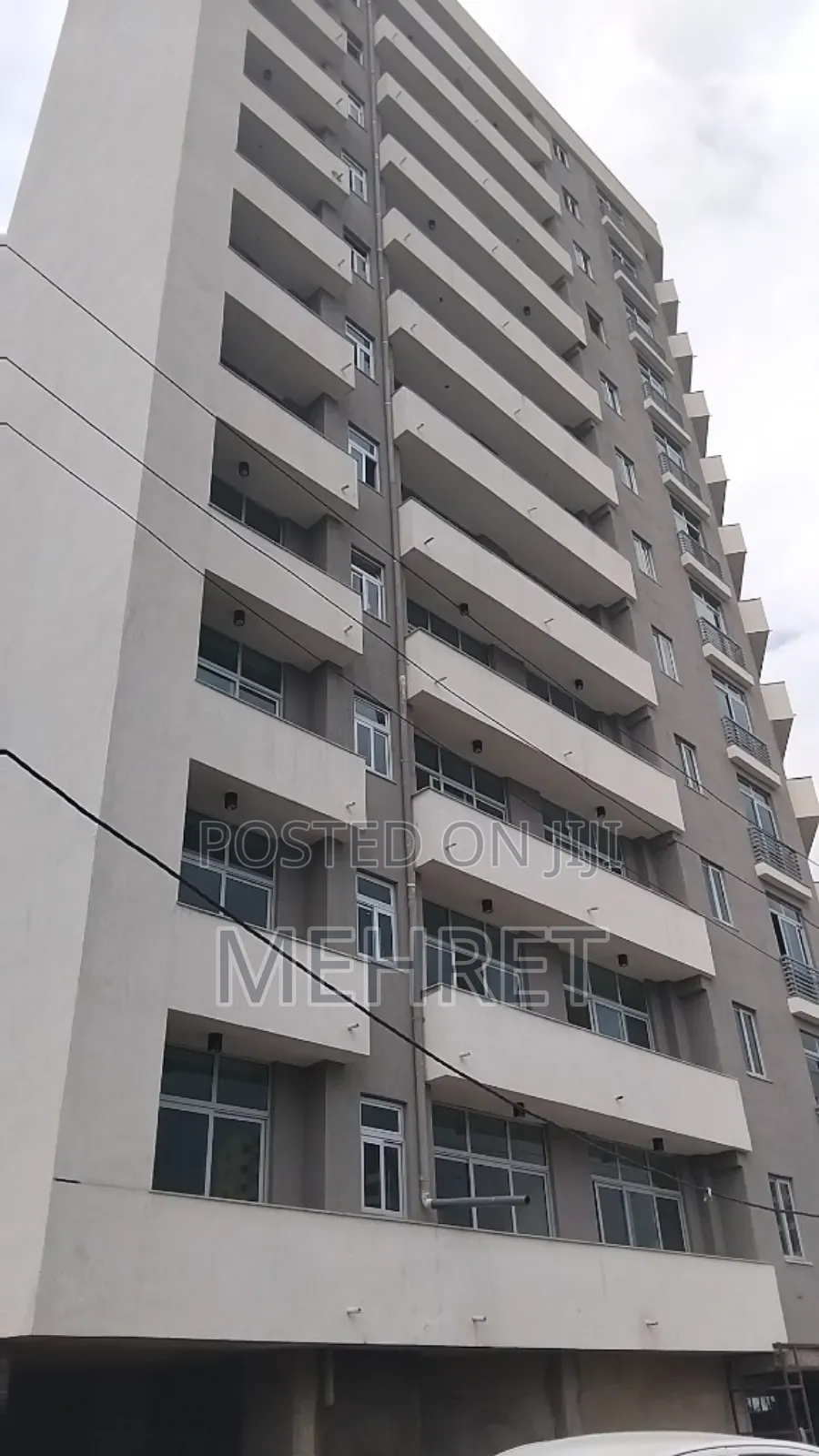 2bdrm Apartment in ጃምቦ, Kirkos for sale