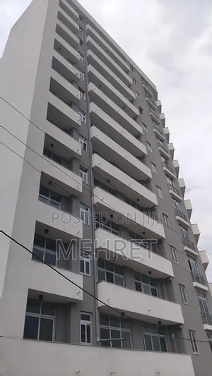 2bdrm Apartment in ጃምቦ, Kirkos for sale