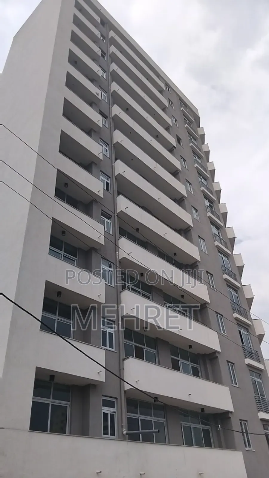 2bdrm Apartment in ጃምቦ, Kirkos for sale