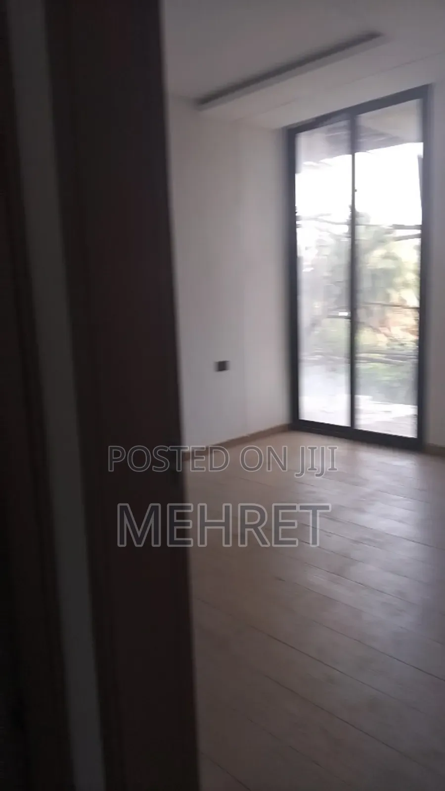 2bdrm Apartment in ጃምቦ, Kirkos for sale