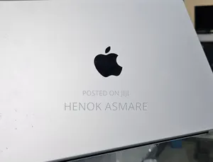 New Laptop Apple MacBook Pro 8GB Apple M3 SSD 512GB