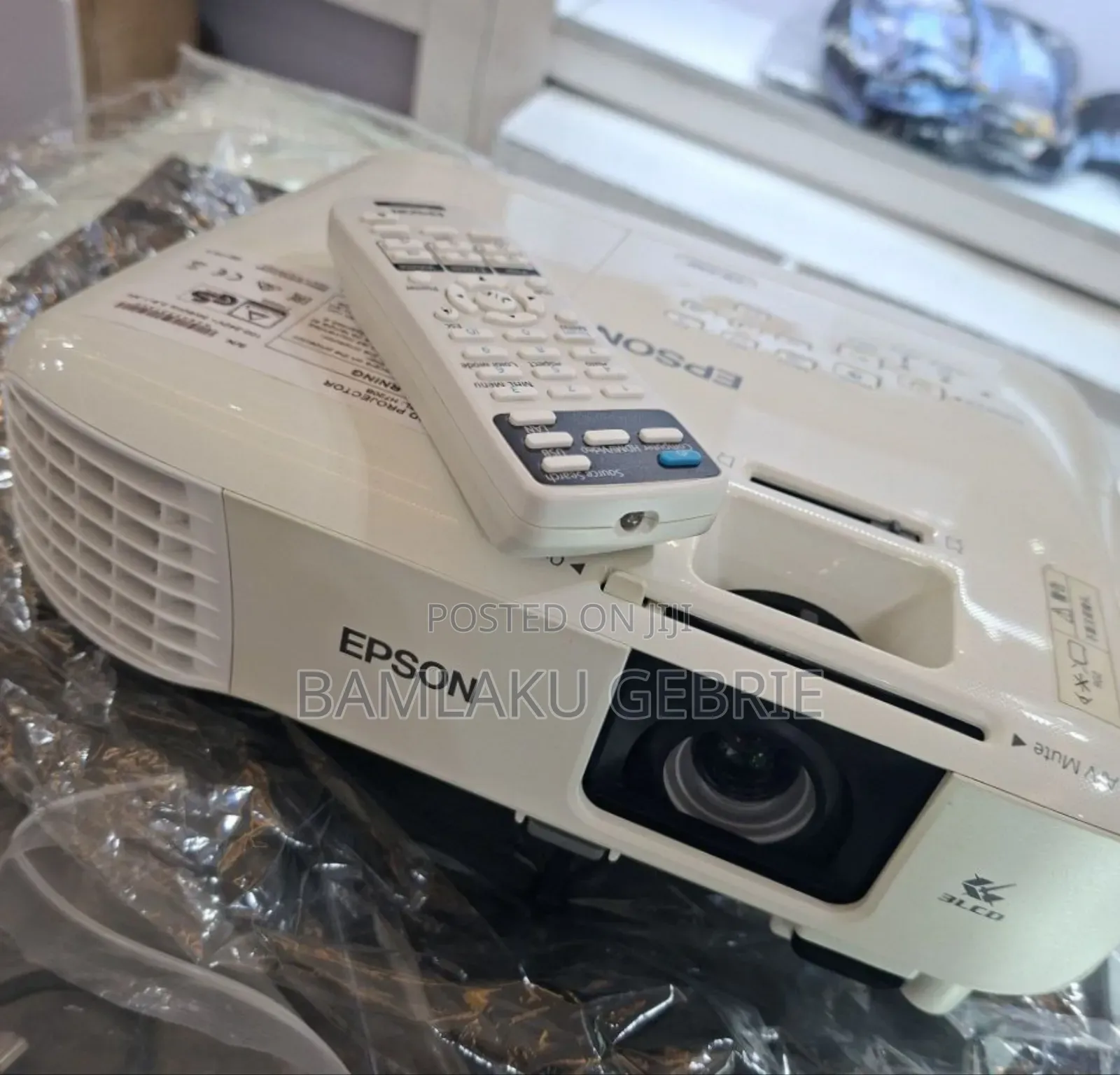 Brand New Epson Projector With Bag Model Name: Cb -X49