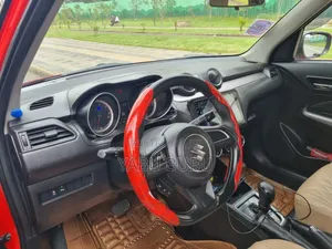 Suzuki Swift 2022 Red