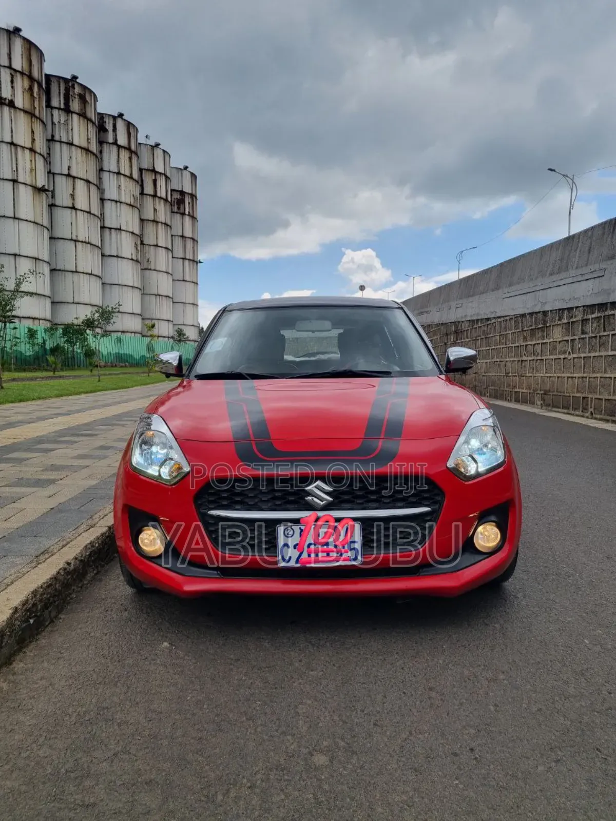 Suzuki Swift 2022 Red