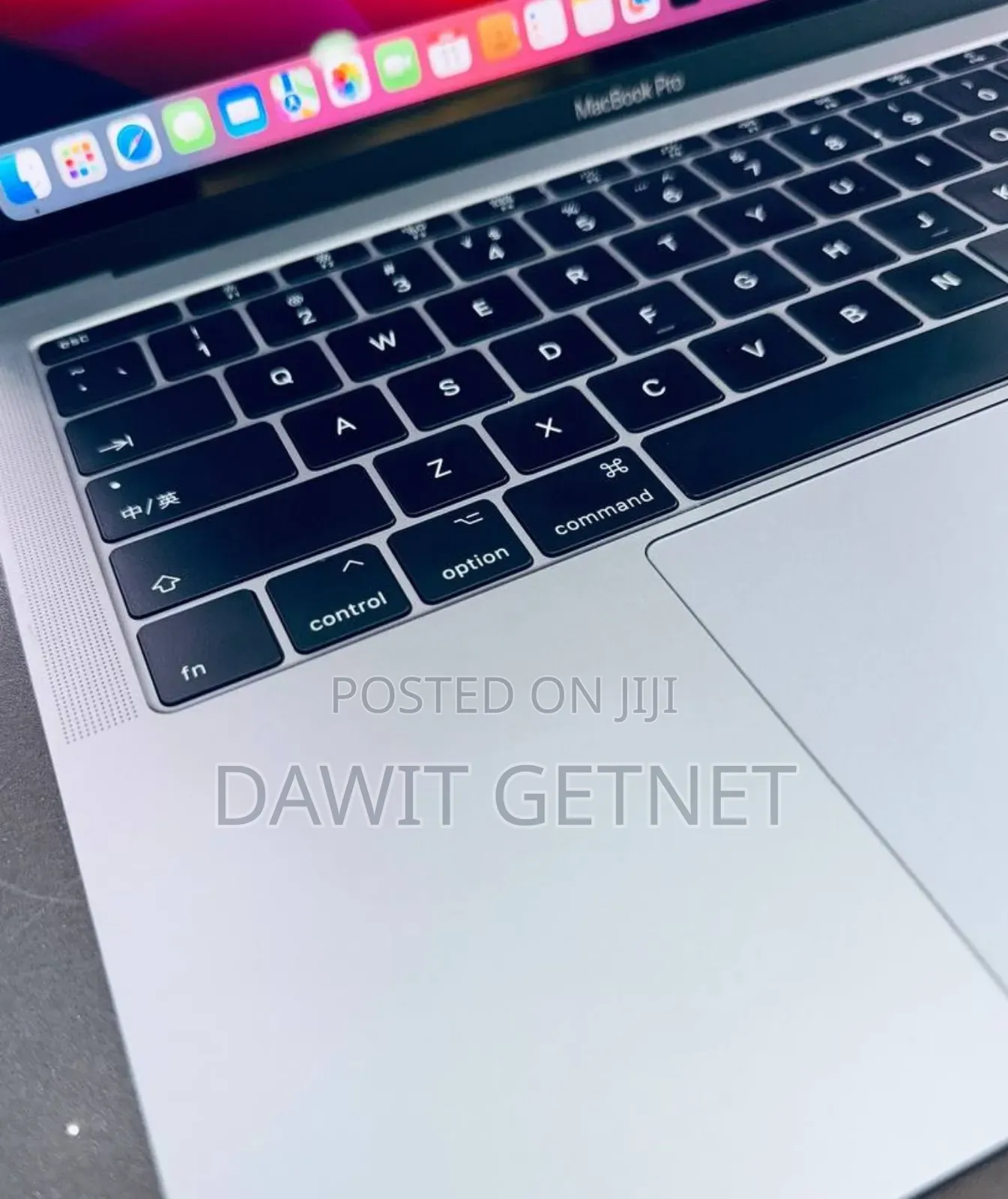 New Laptop Apple MacBook Pro 2017 8GB Intel Core I5 SSD 512GB