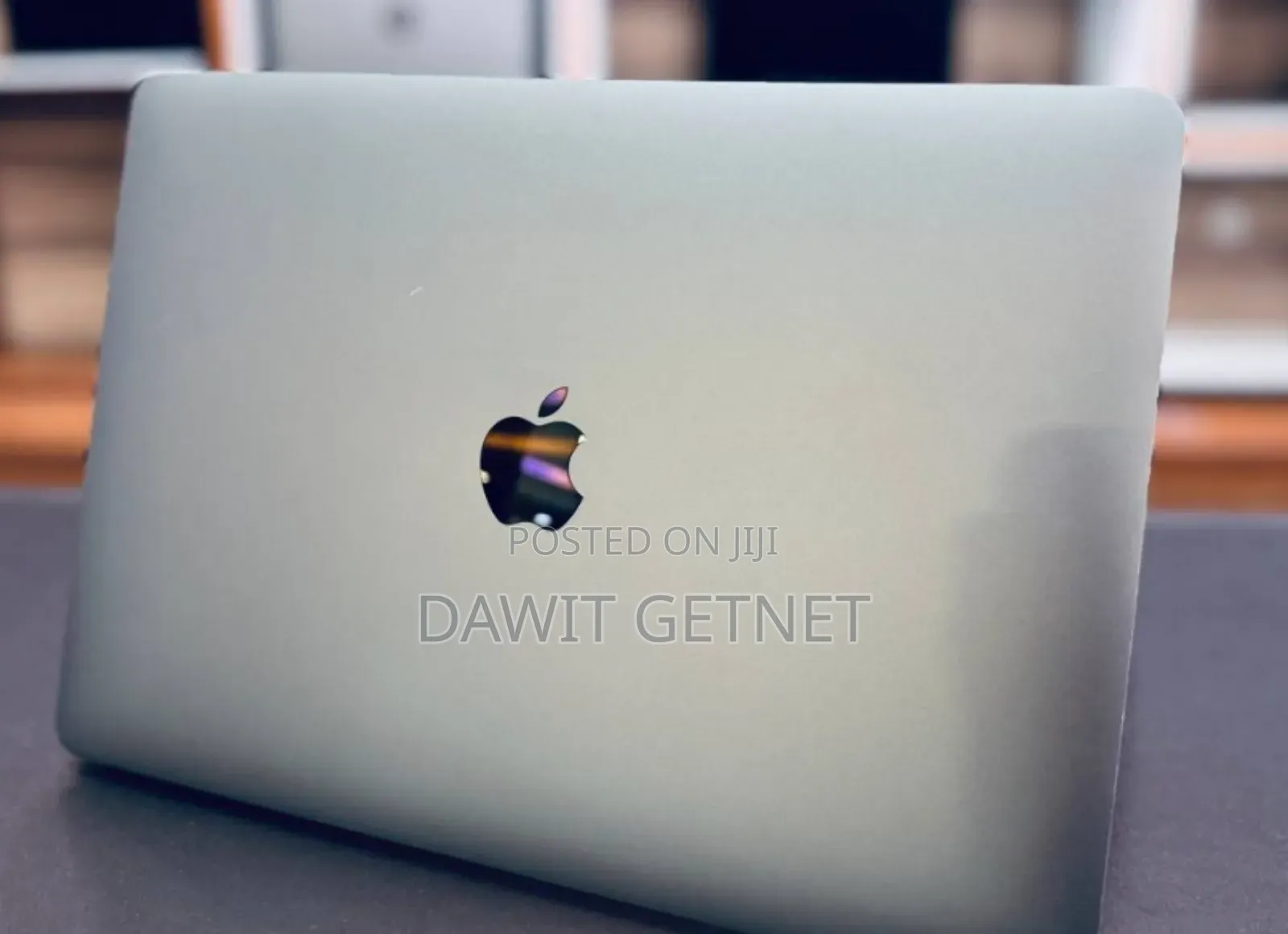 New Laptop Apple MacBook Pro 2017 8GB Intel Core I5 SSD 512GB