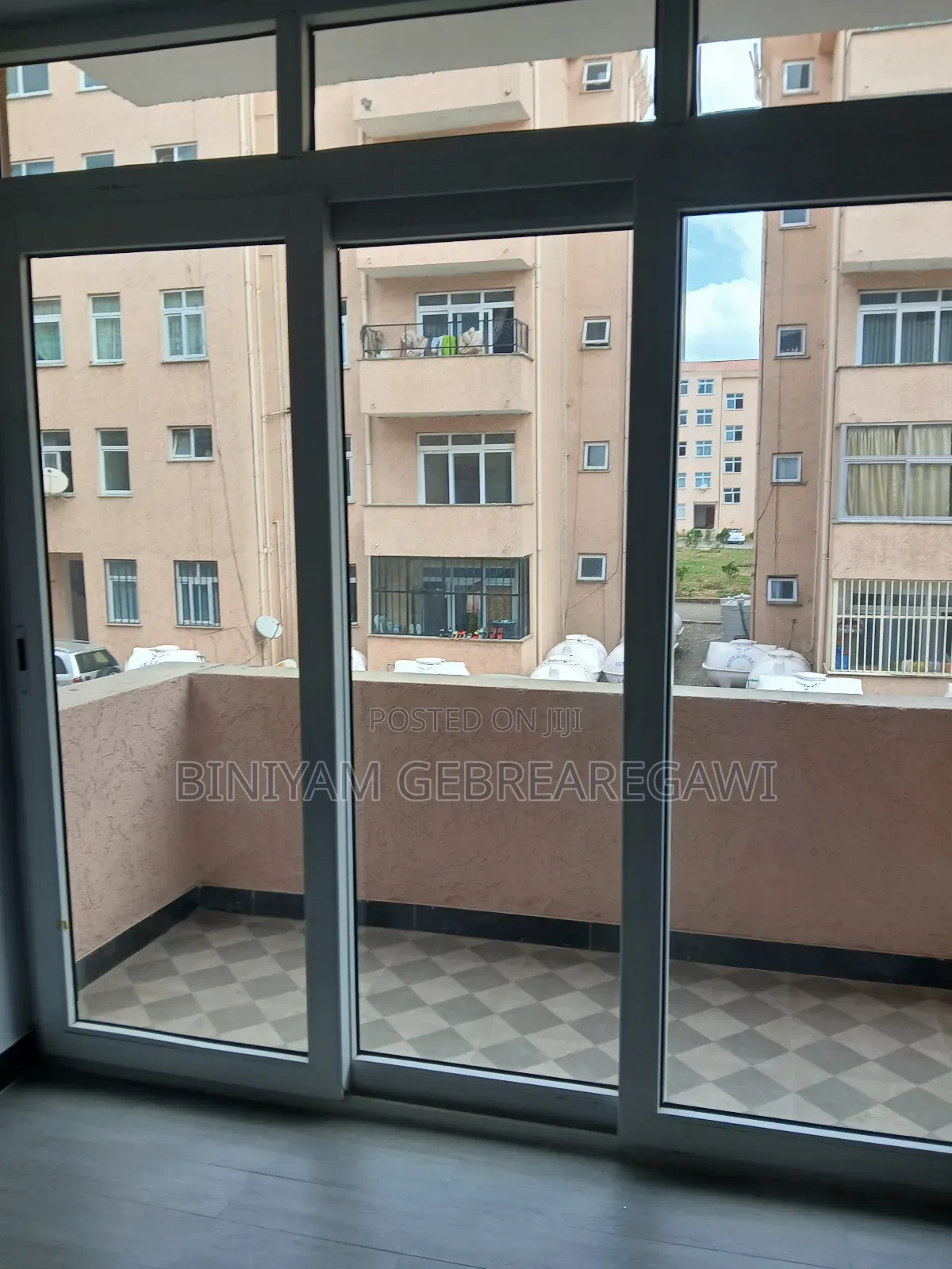 2bdrm Apartment in Apartment, Yeka for rent