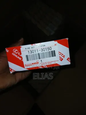 Photo - Piston Ring Set for Land Cruiser Hiace Hilux 13011-30150