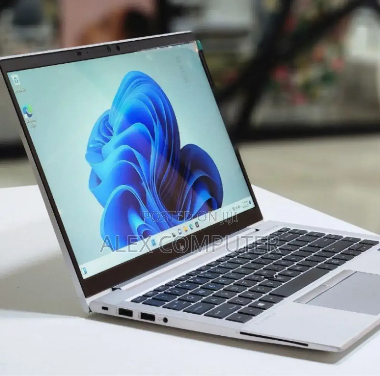 New Laptop HP EliteBook 840 G8 16GB Intel Core I7 SSD 512GB