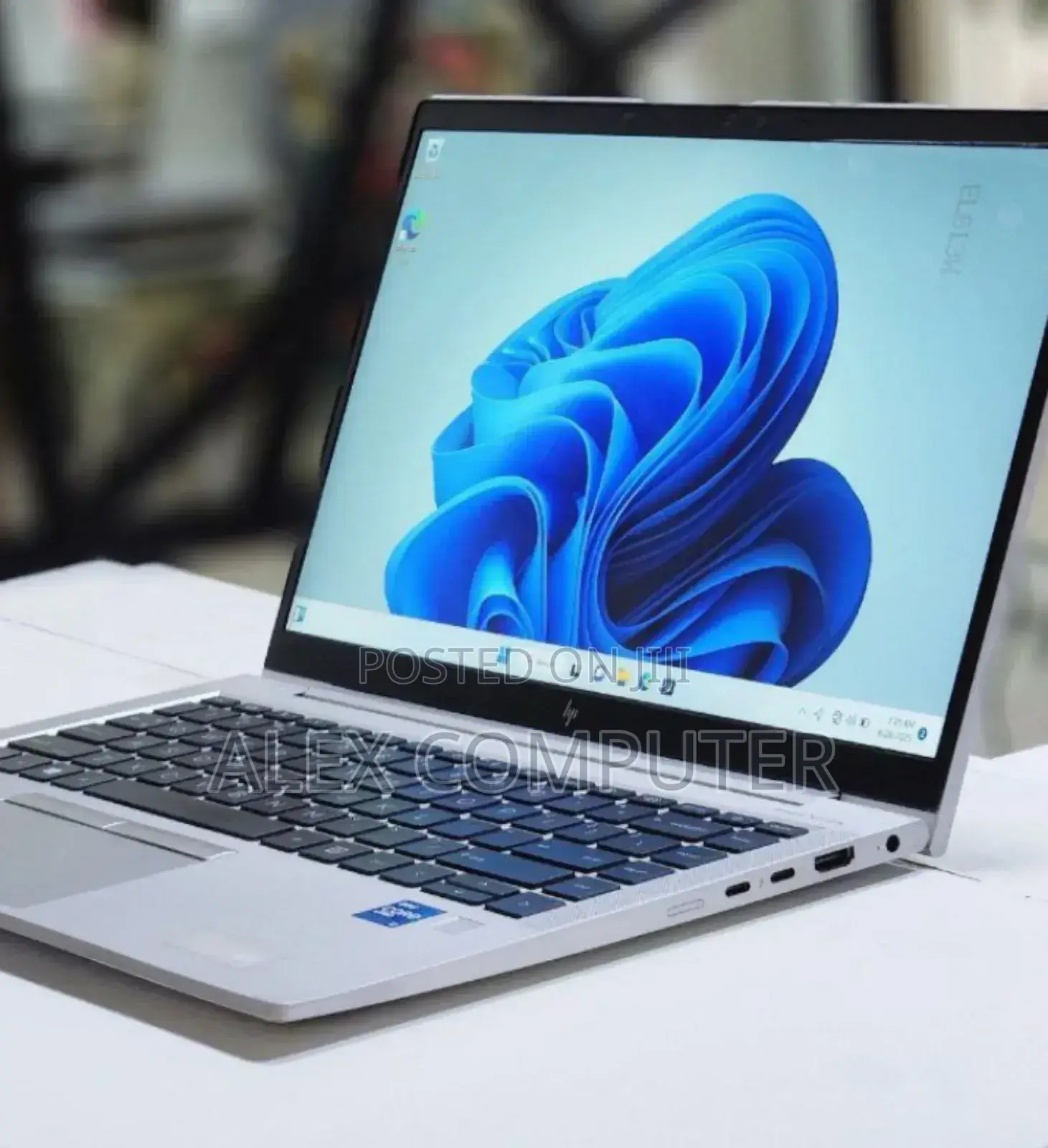 New Laptop HP EliteBook 840 G8 16GB Intel Core I7 SSD 512GB