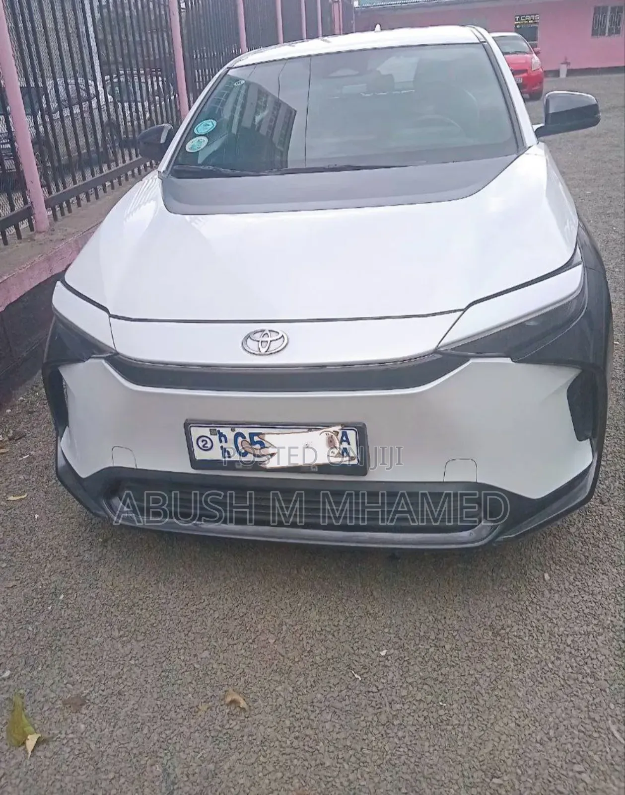 Toyota bZ4X 2023 White