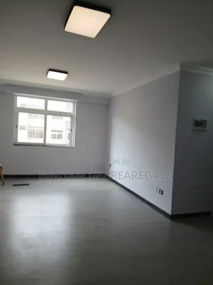 3bdrm Apartment in Apartment, Yeka for rent