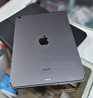 New Apple iPad Air 64 GB