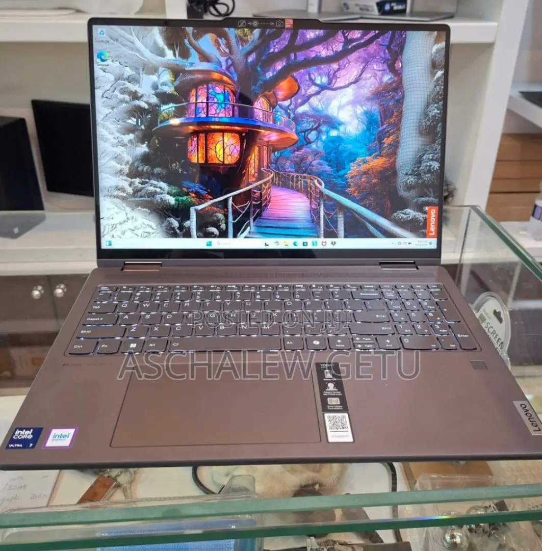 New Laptop Lenovo Yoga 7i 16GB Intel Core I7 SSD 1T