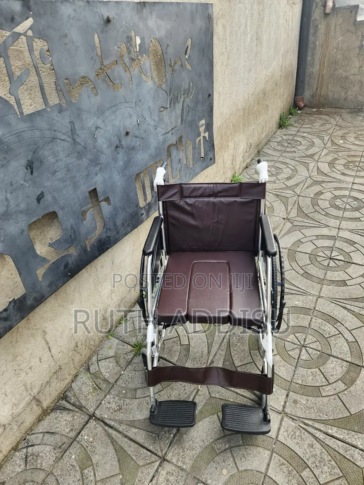 Commode Comfortable Wheelchair延續brand New Wheelchair軍方wheelchair