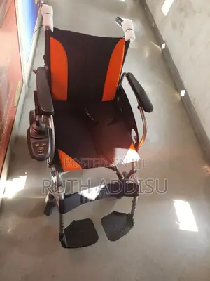 Photo - Analog Electrical Wheelchair輕微wheelchair老人wheelchair寄生wheelchair New