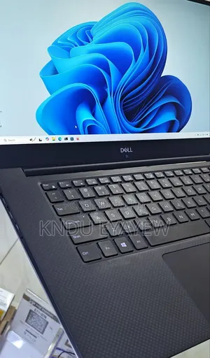 Photo - New Laptop Dell 32GB Intel Core I7 SSD 1T