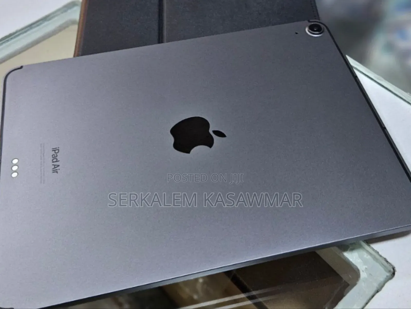 New Apple iPad Air 64 GB Gray