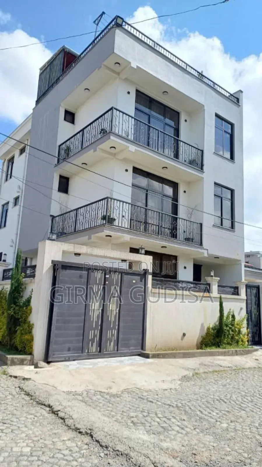 Furnished 9bdrm House in B+G+2+Terece, Yeka for sale
