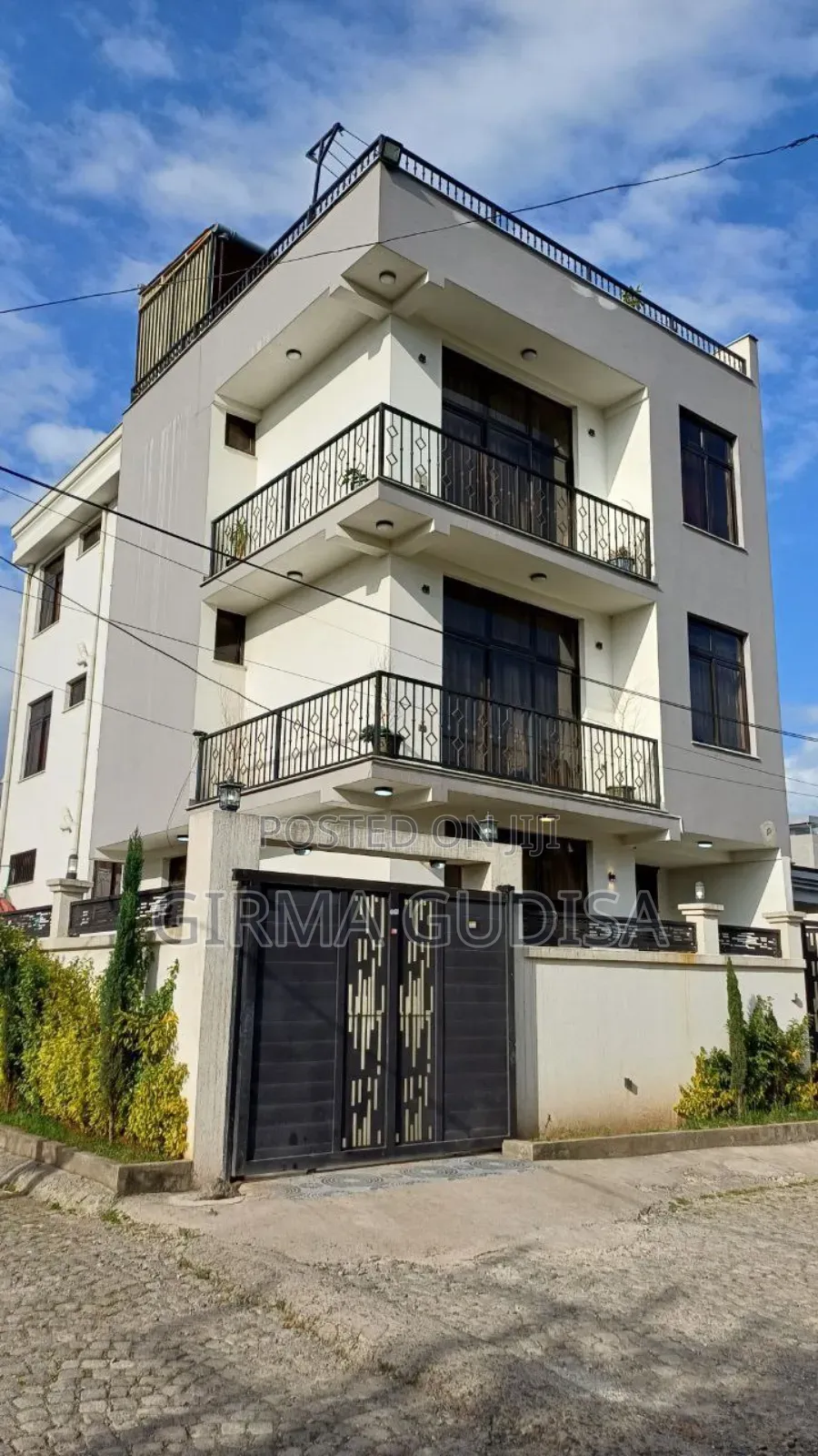 Furnished 9bdrm House in B+G+2+Terece, Yeka for sale