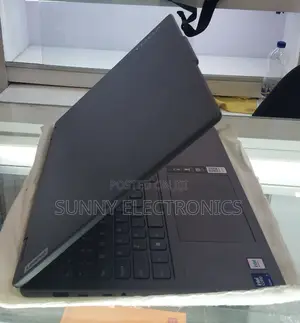 New Laptop Lenovo Yoga 7i 16GB Intel Core Ultra 7 SSD 1T
