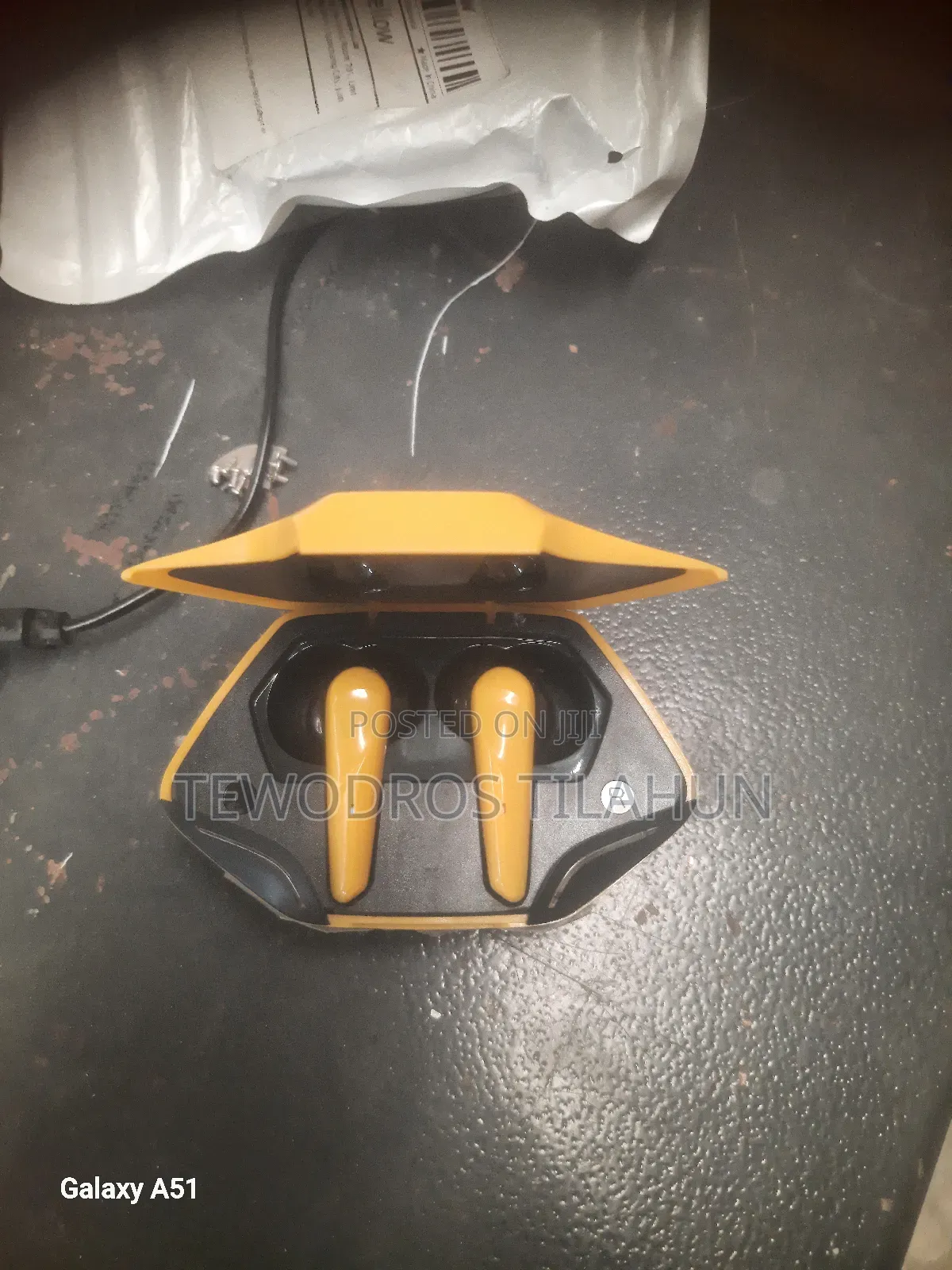 X15 Pro Gaming Earpod