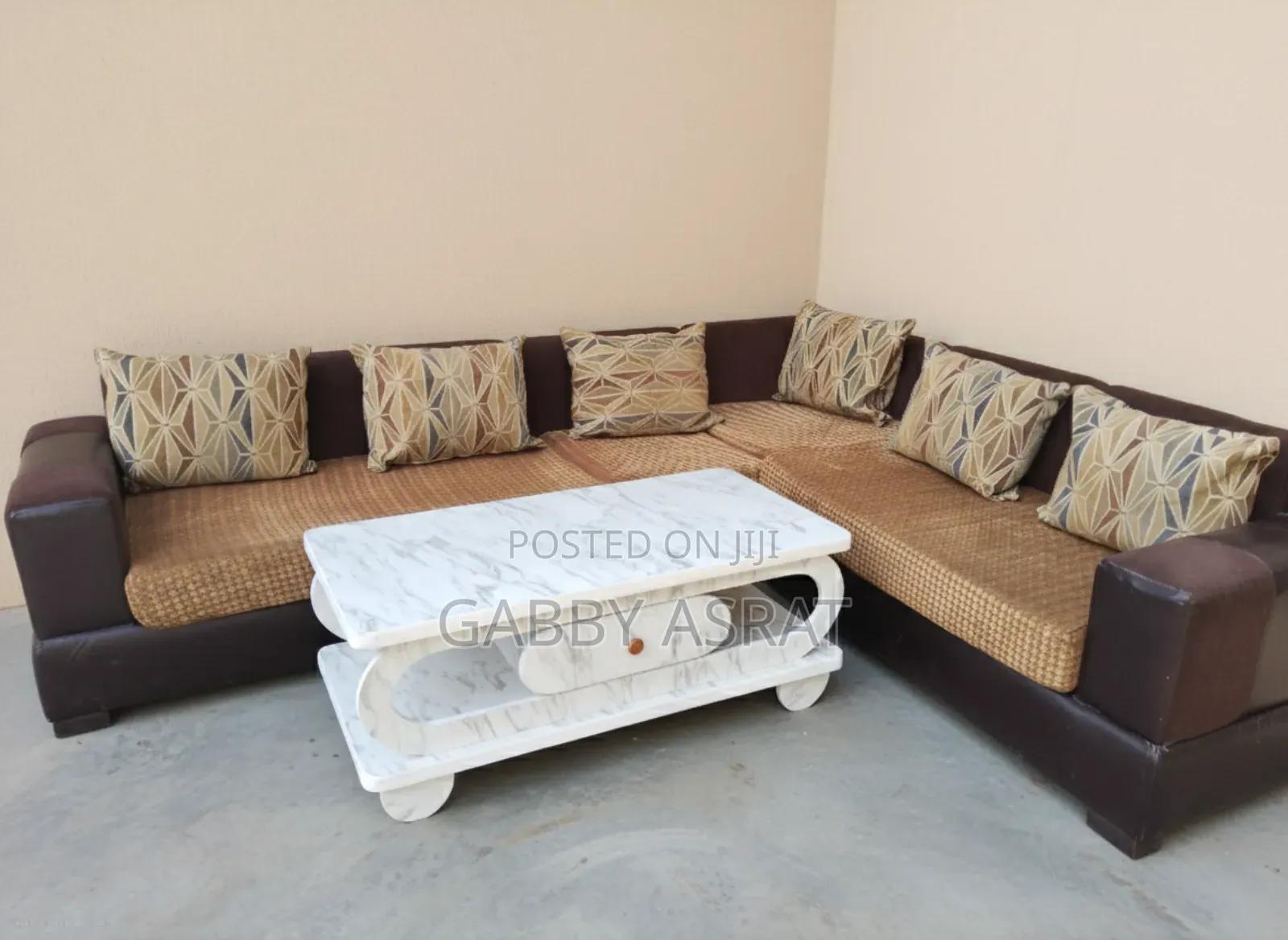 L Shape Sofa ሶፋ