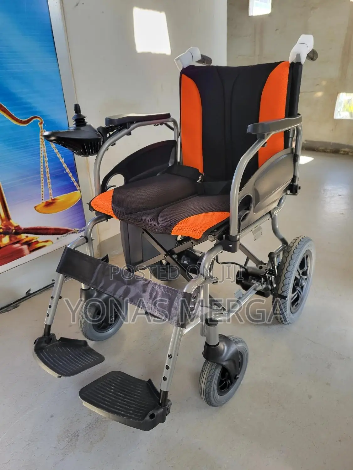 Wheelchair Electric哈lightweight Portable Wheelchair for Smooth Driving