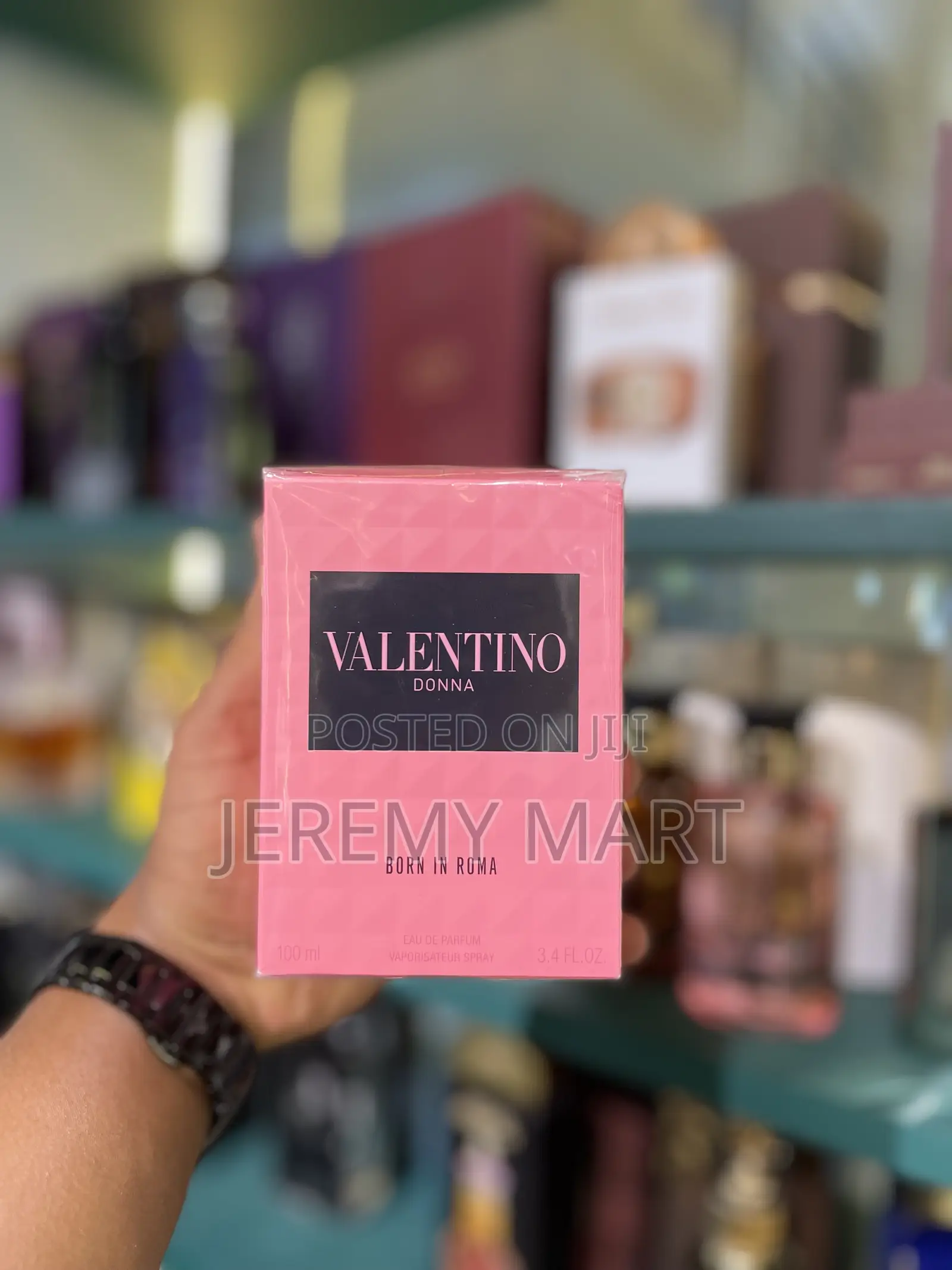 Valentino Donna Born in Roma for Her