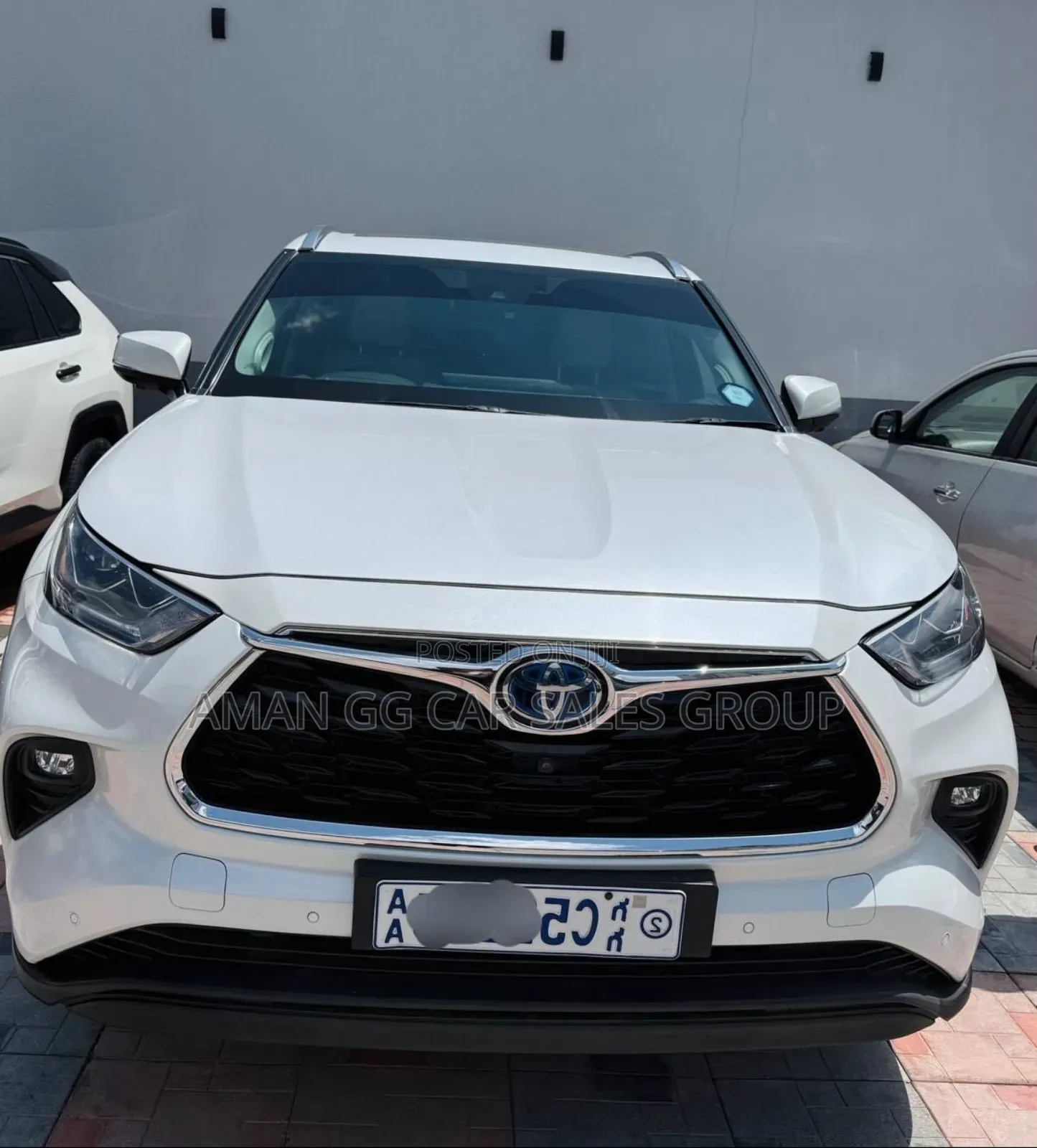 Toyota Highlander Hybrid 2023 White
