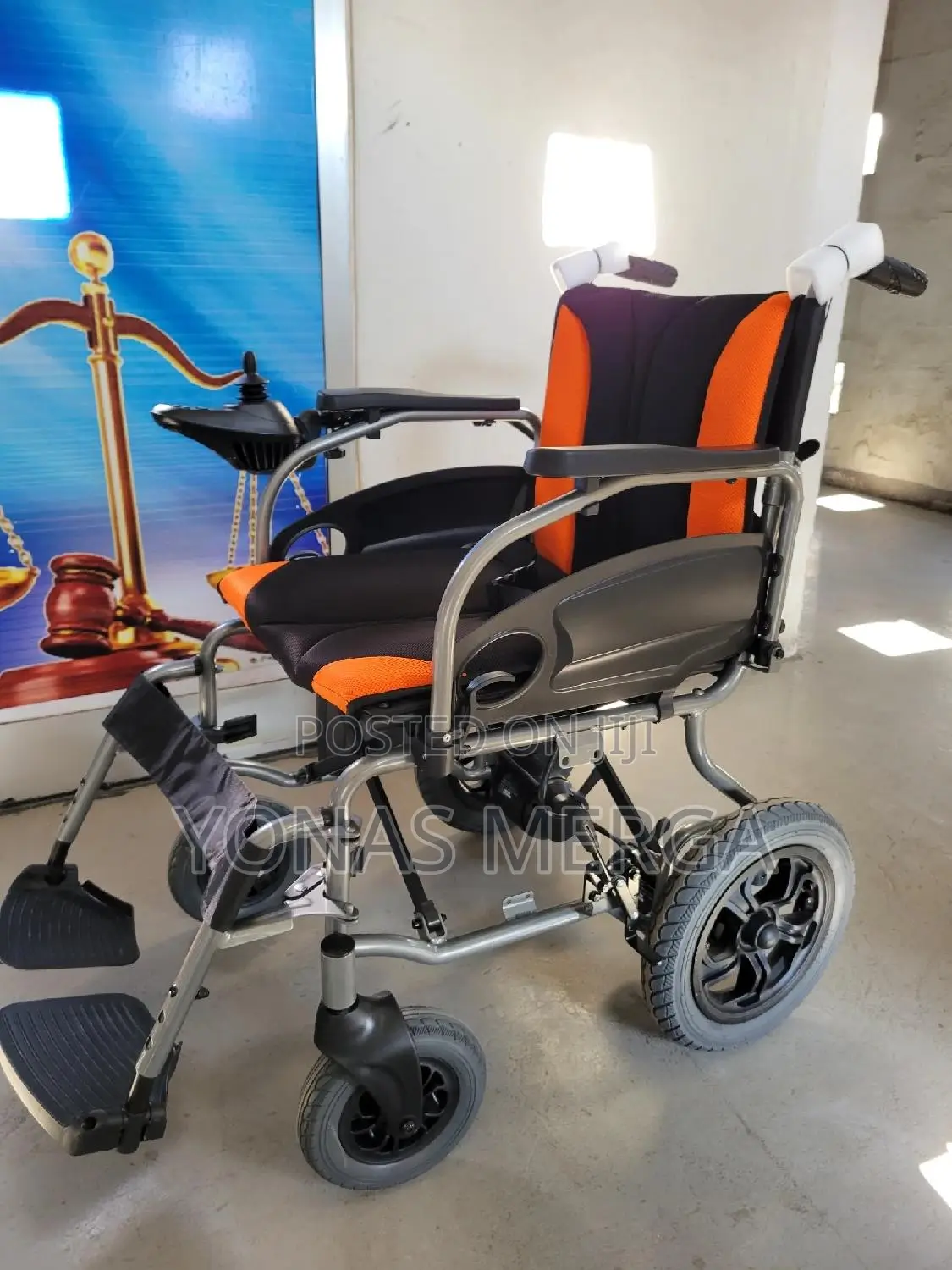 Foldable Motorized Wheelchair炸出polymer Lithium Ion Battery 20ah