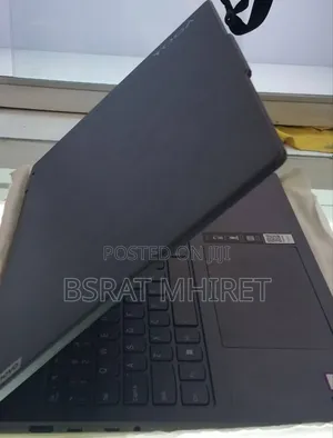 New Laptop Lenovo Yoga 7i 16GB Intel Core Ultra 7 SSD 1T