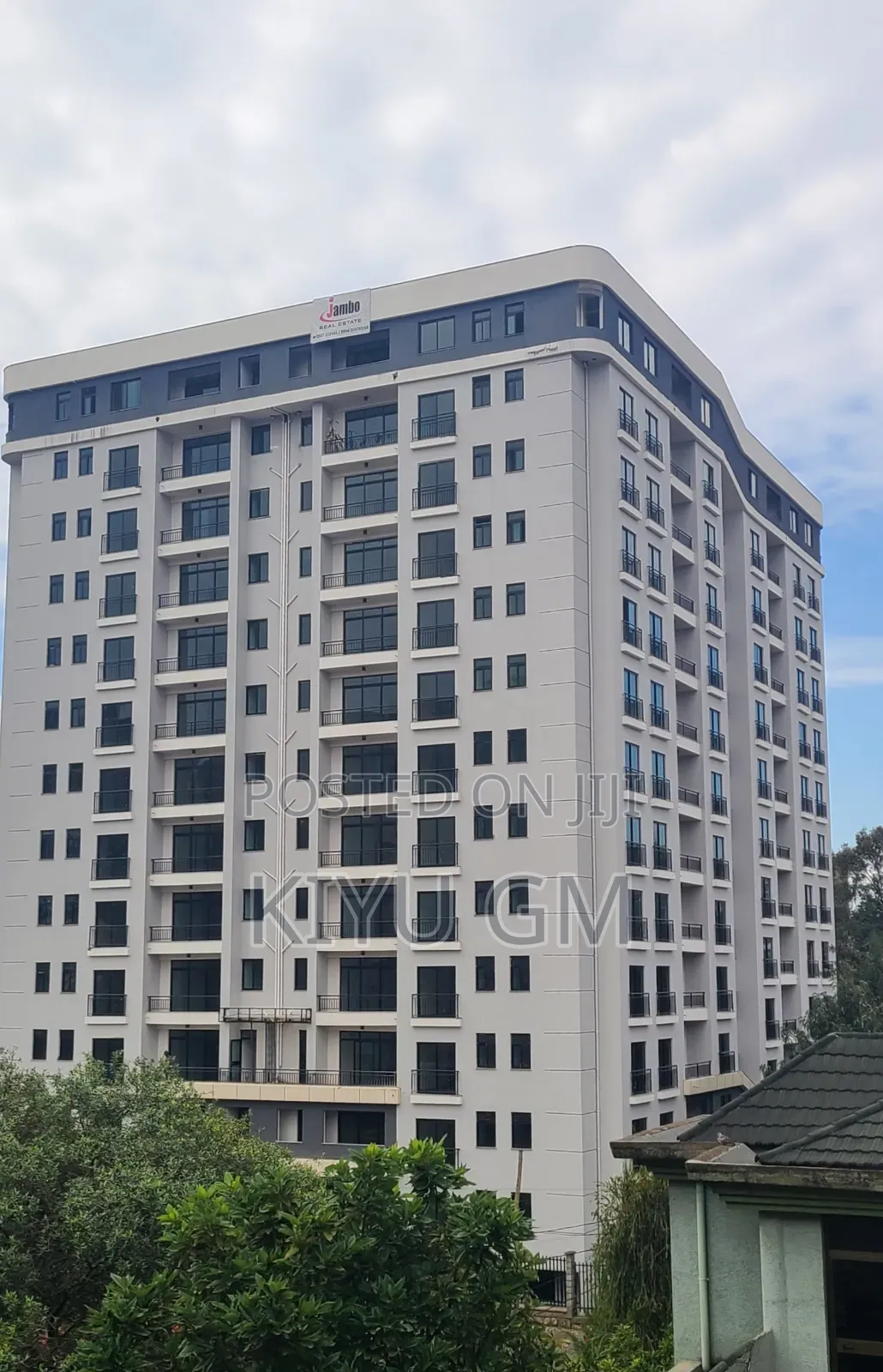 3bdrm Apartment in Jambo, Kirkos for sale
