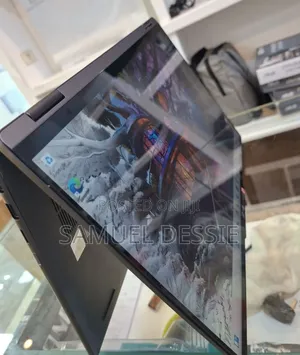 New Laptop Lenovo Yoga 7i 16GB Intel Core Ultra 7 SSD 1T