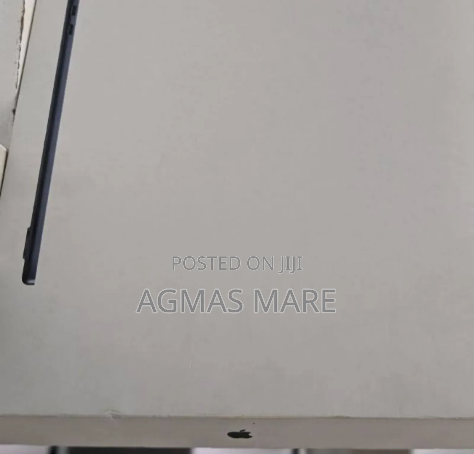 New Laptop Apple MacBook Air 2022 M2 16GB Apple M2 SSD 256GB