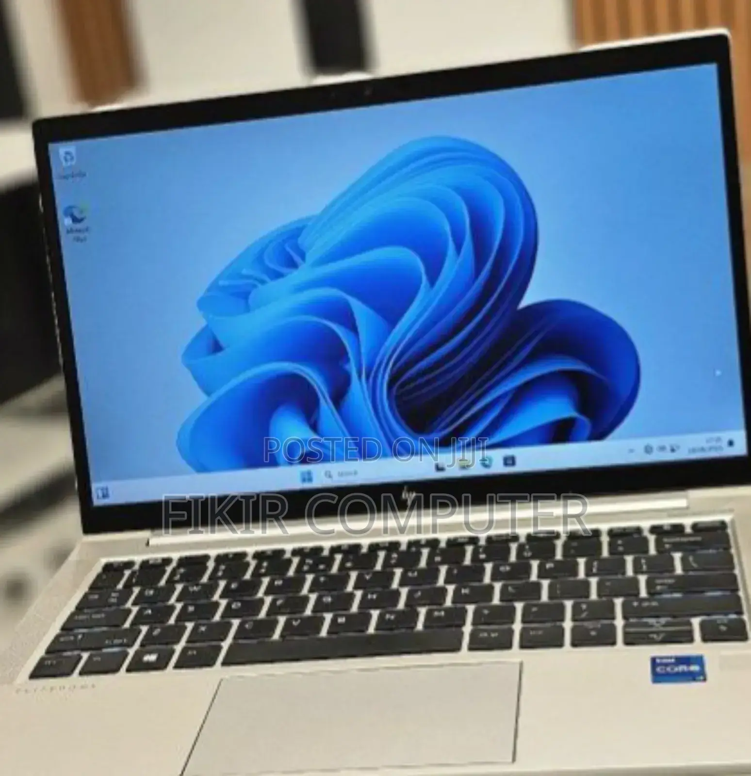 New Laptop HP EliteBook 830 G8 16GB Intel Core I7 SSD 512GB