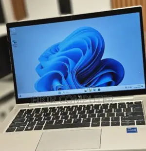 New Laptop HP EliteBook 830 G8 16GB Intel Core I7 SSD 512GB