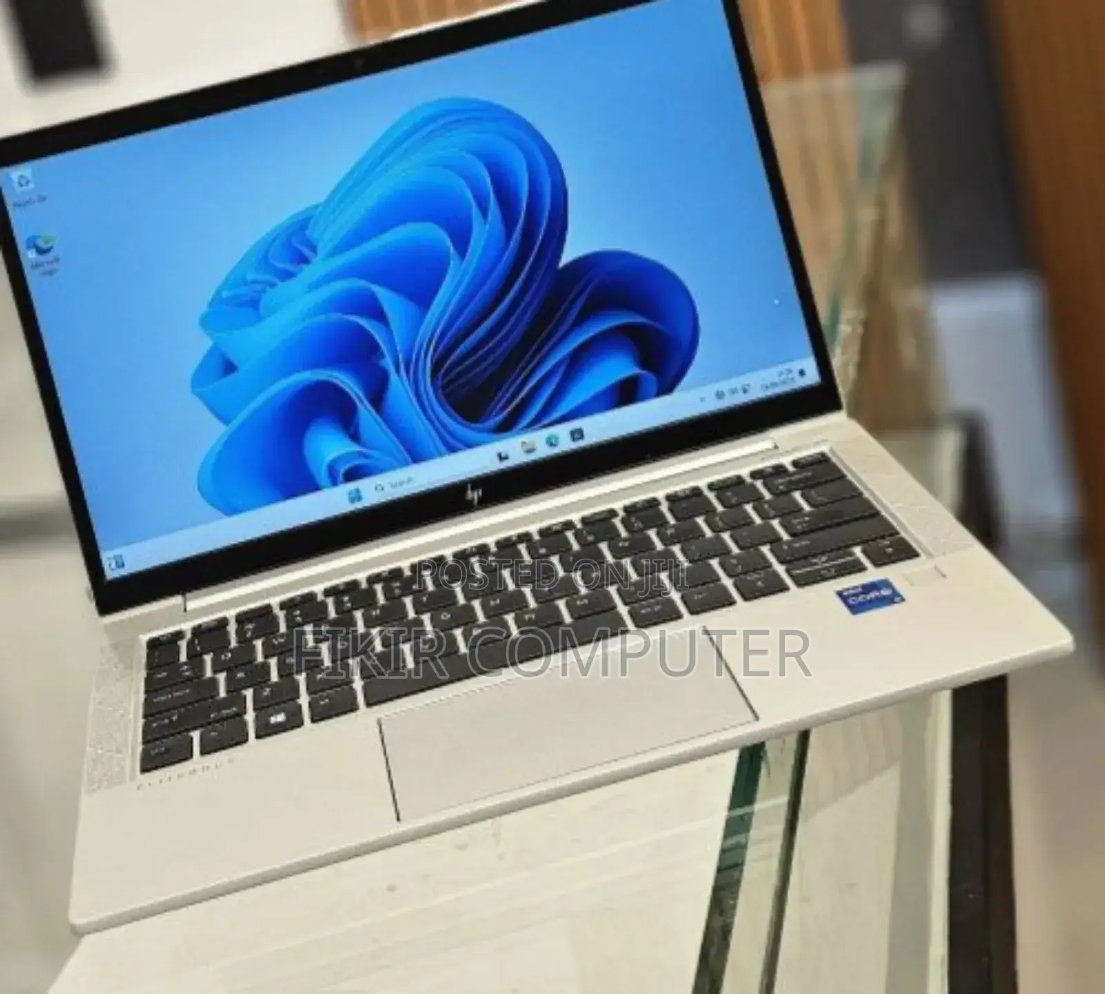 New Laptop HP EliteBook 830 G8 16GB Intel Core I7 SSD 512GB