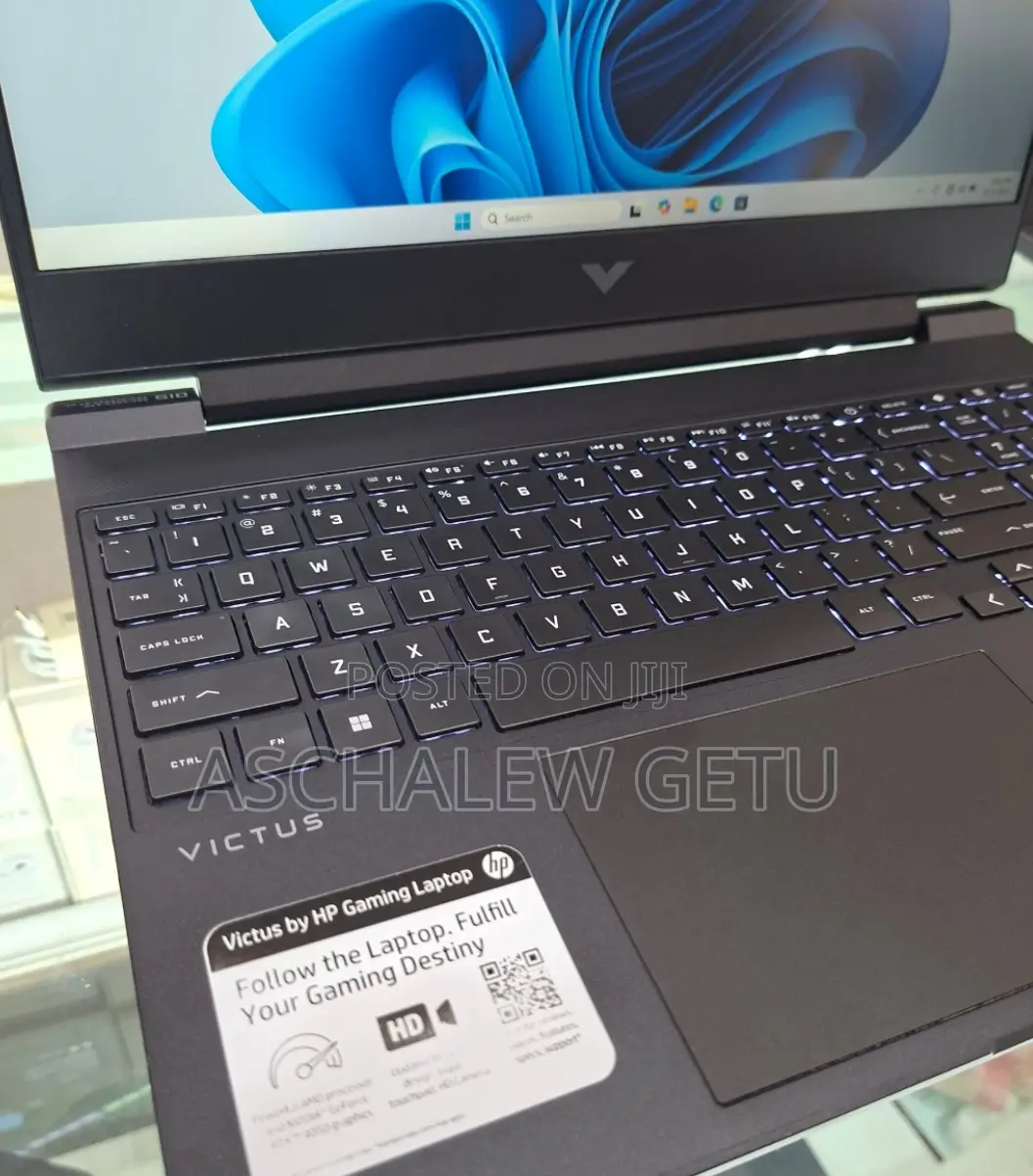 New Laptop HP Victus 15 32GB AMD Ryzen 5 SSD 1T