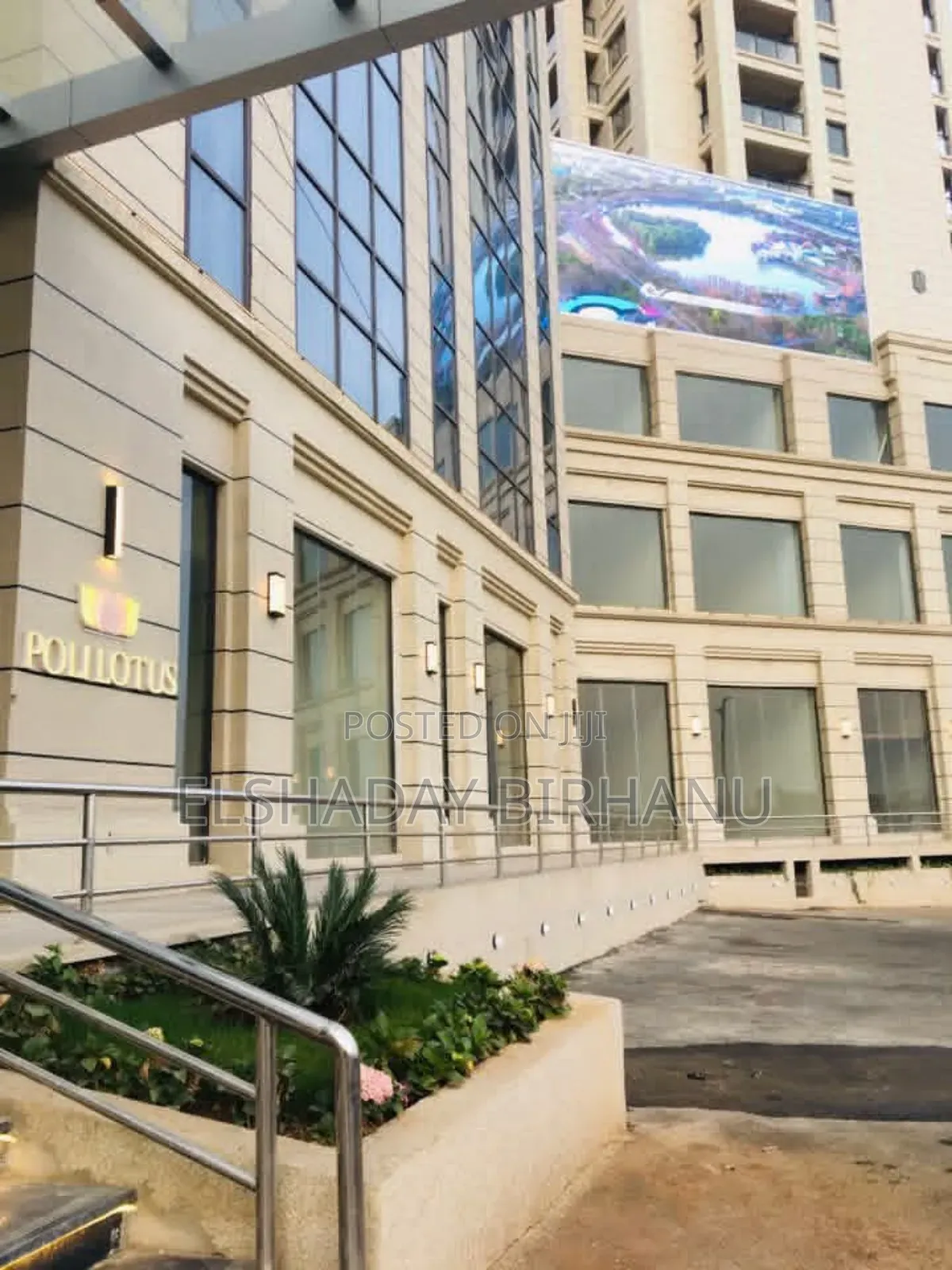 3bdrm Apartment in Tshay Realestate, Yeka for sale