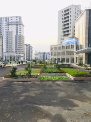 4bdrm Apartment in Tshay Realstate, Yeka for sale