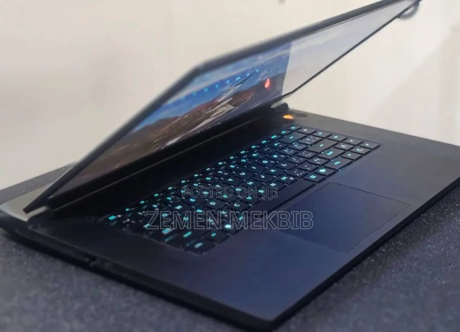 New Laptop Dell 16GB AMD Ryzen 7 SSD 1T