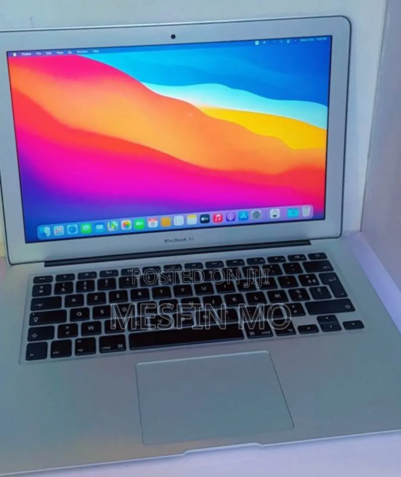 New Laptop Apple MacBook Air 2017 8GB Intel Core I5 SSD 256GB