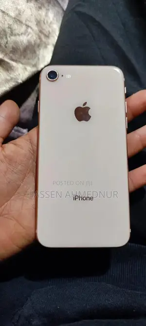 Apple iPhone 8 64 GB Gold