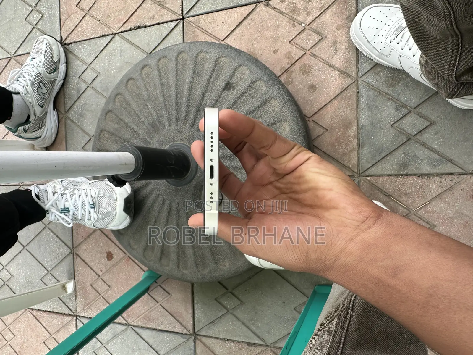 Apple iPhone 12 64 GB White