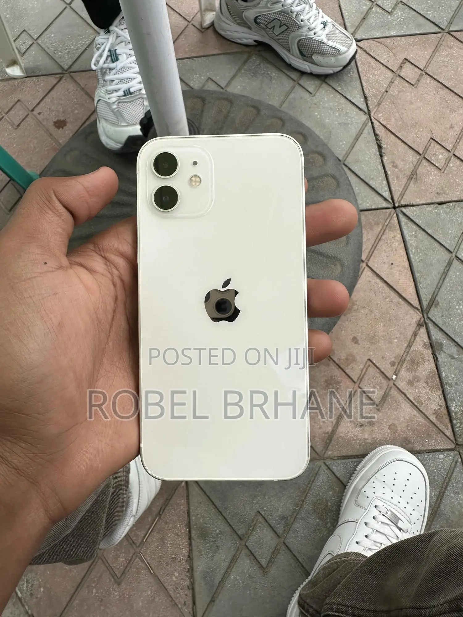 Apple iPhone 12 64 GB White