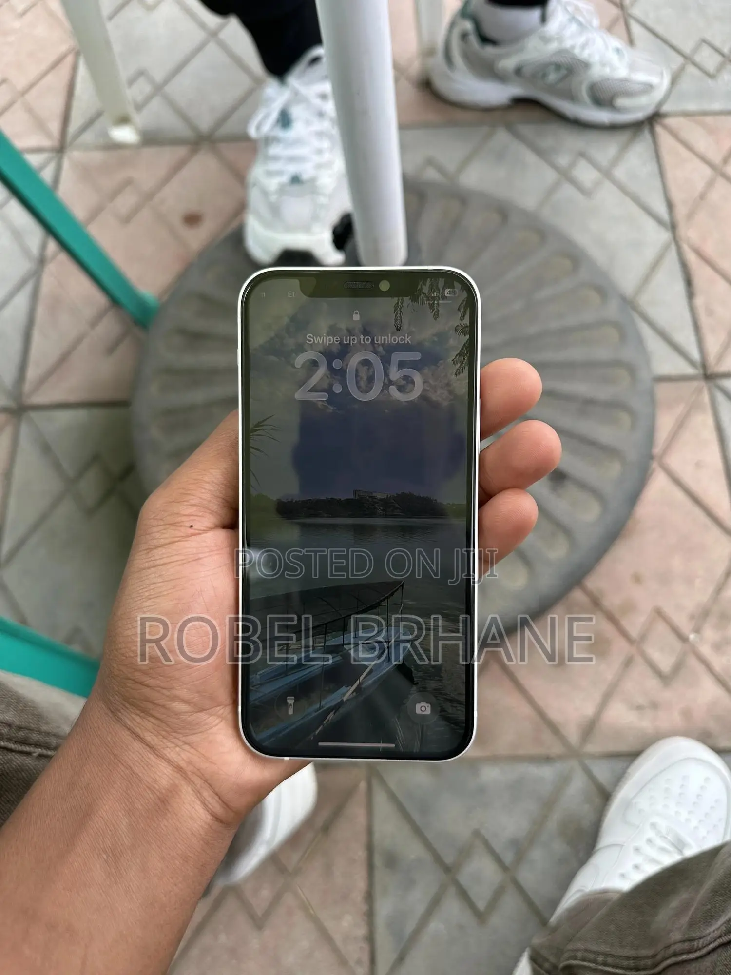 Apple iPhone 12 64 GB White